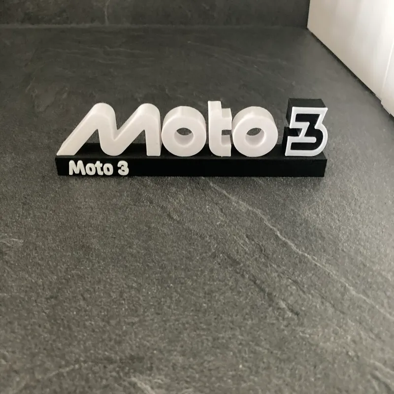 logo moto 3