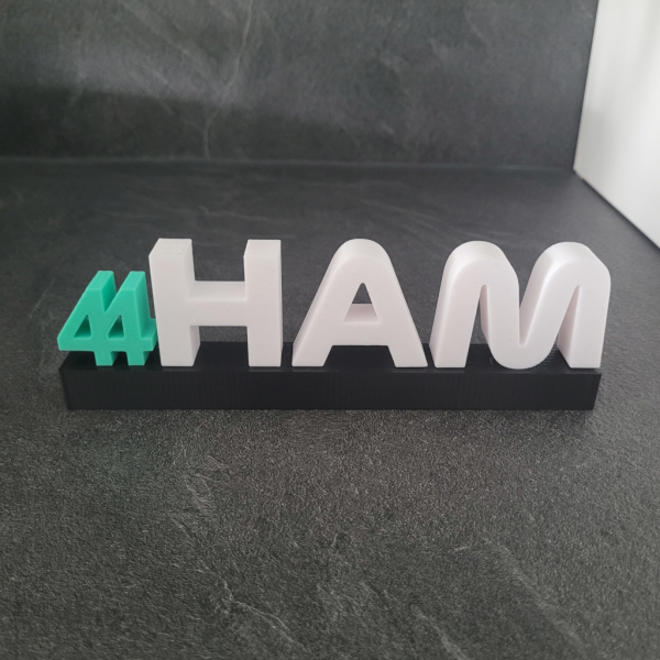 logo décoratif lewis hamilton