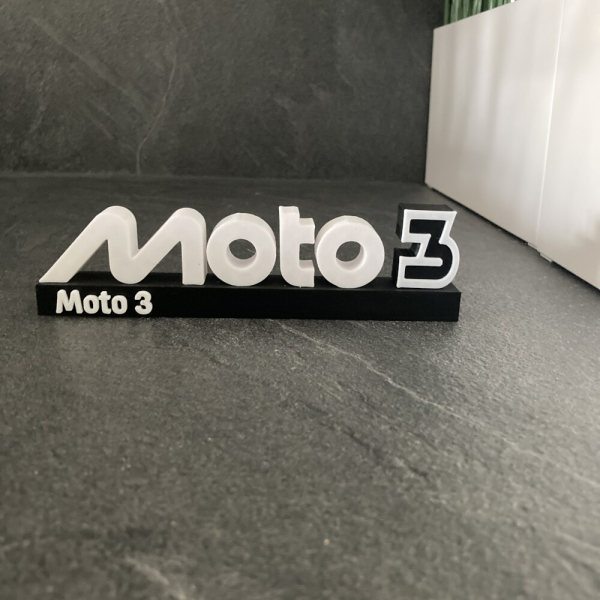 logo moto 3